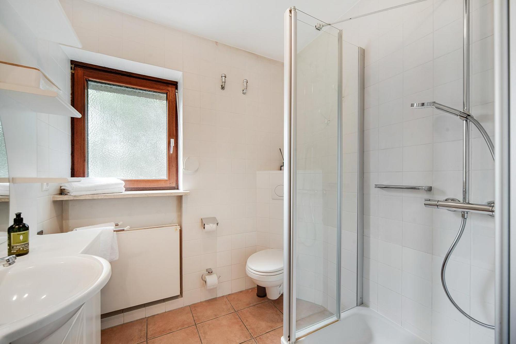 Chiemsee Ferienwohnung Gartenblick Prien am Chiemsee Eksteriør billede