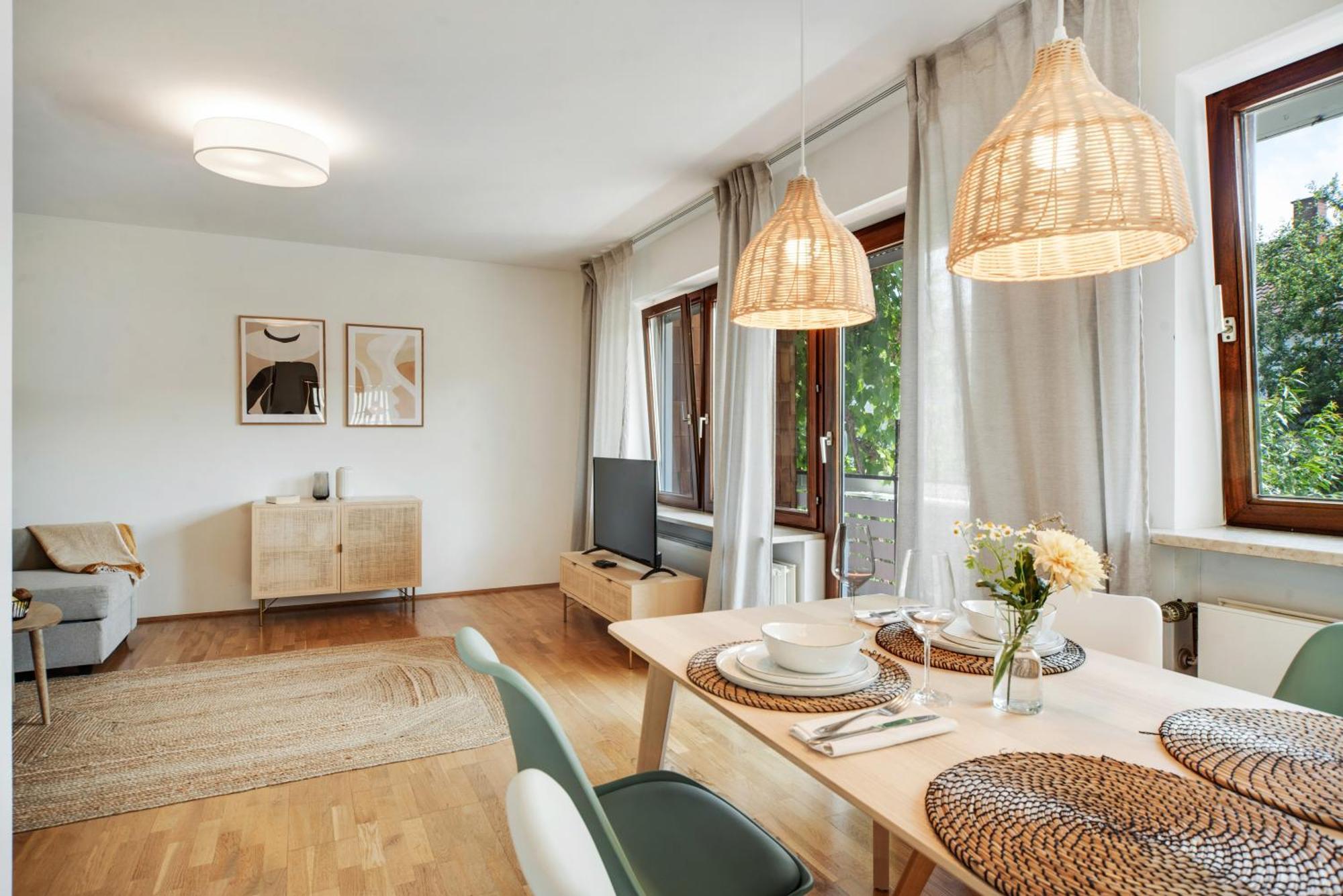 Chiemsee Ferienwohnung Gartenblick Prien am Chiemsee Eksteriør billede